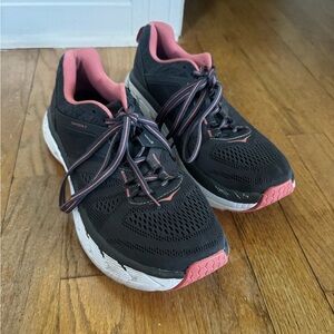 HOKA Gaviota 2 Running Shoes – Women’s Size 9.5